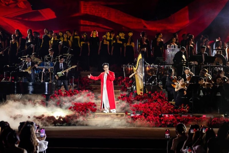 Tour Mỹ Đặc Biệt 2025 : Khám Phá Bờ Tây – Thưởng Thức Đêm Nhạc Sketch A Rose – Hà Anh Tuấn 9N8Đ