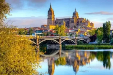 Tour Châu Âu 2026: Khám phá Nam Âu với những cánh đồng hoa oải hương bất tận miền Nam Pháp - Monaco - Tây Ban Nha - Bồ Đào Nha